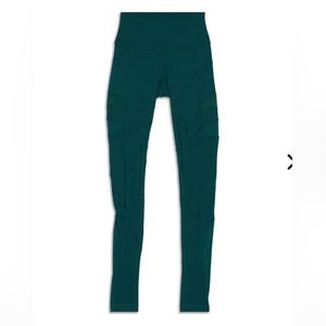 Lululemon Align leggings with pockets Green Jasper size 4 like new